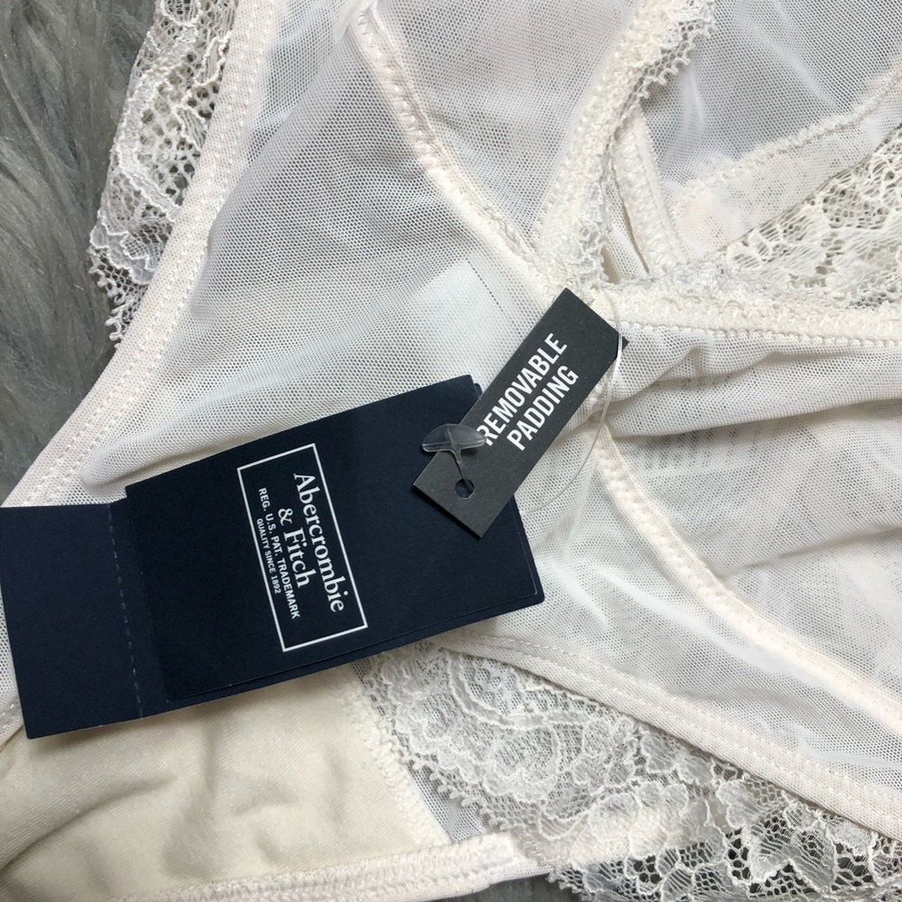Abercrombie & Fitch ivory cream lace thong sheer bodysuit size large - Picture 12 of 12
